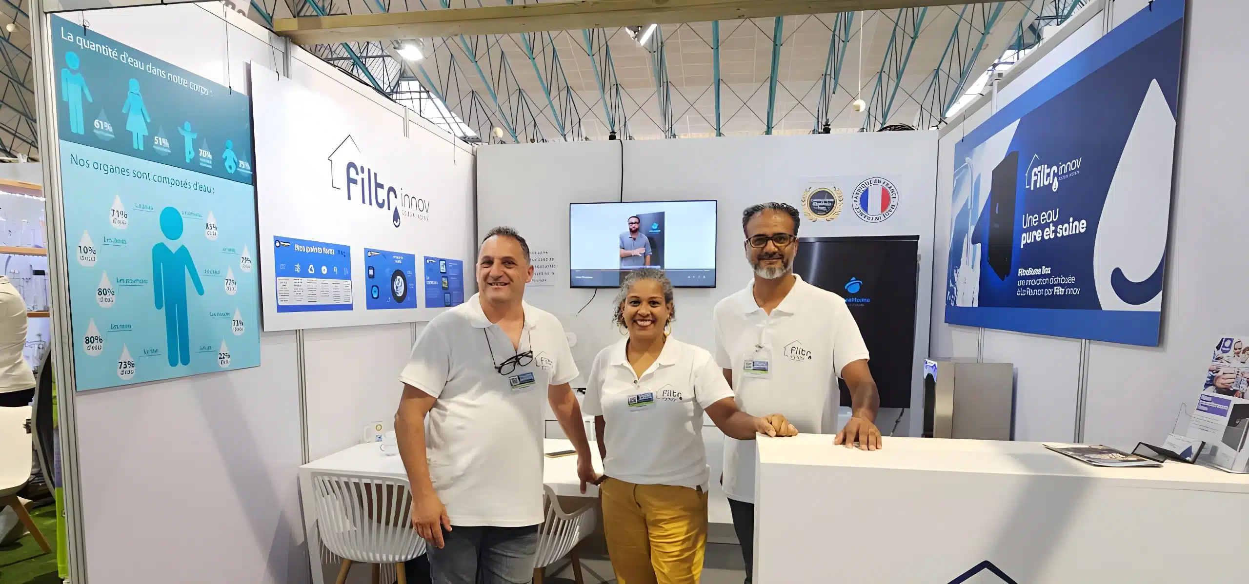 Équipe FILTR’INNOV OI lors d’une intervention à Antenne Réunion Radio